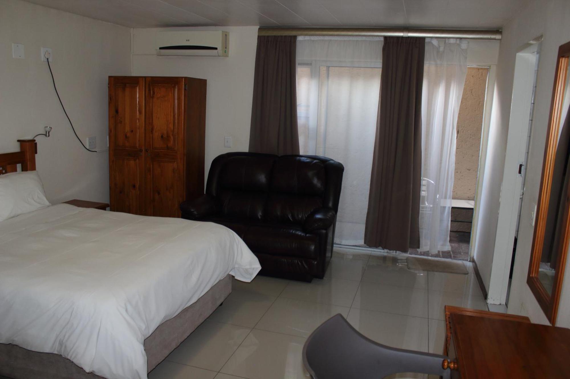 Purple Olive Guest House Претория Экстерьер фото