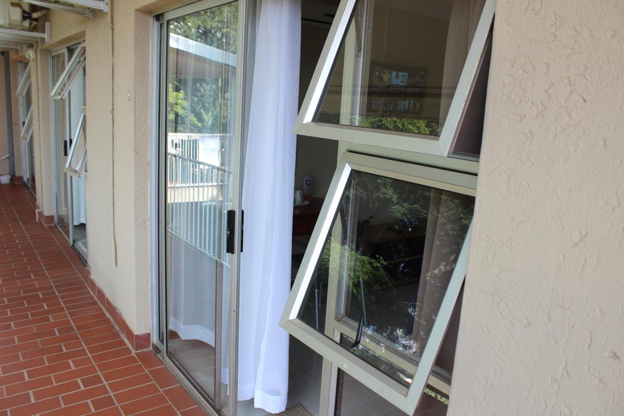 Purple Olive Guest House Претория Экстерьер фото
