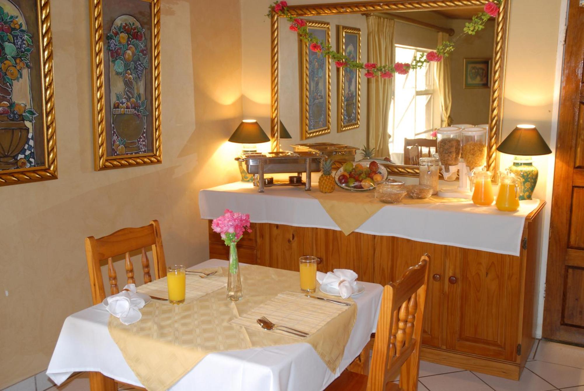 Purple Olive Guest House Претория Экстерьер фото